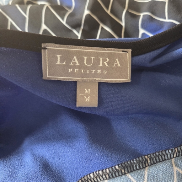 ⭐️Laura Blue Sleeveless Chevron Tank Top Size Med - Picture 5 of 5